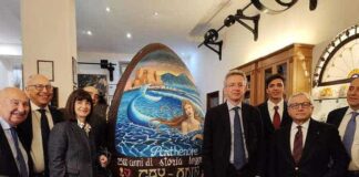 Un uovo gigante per raccontare i 2500 anni di una Napoli millenaria | Life and News Magazine