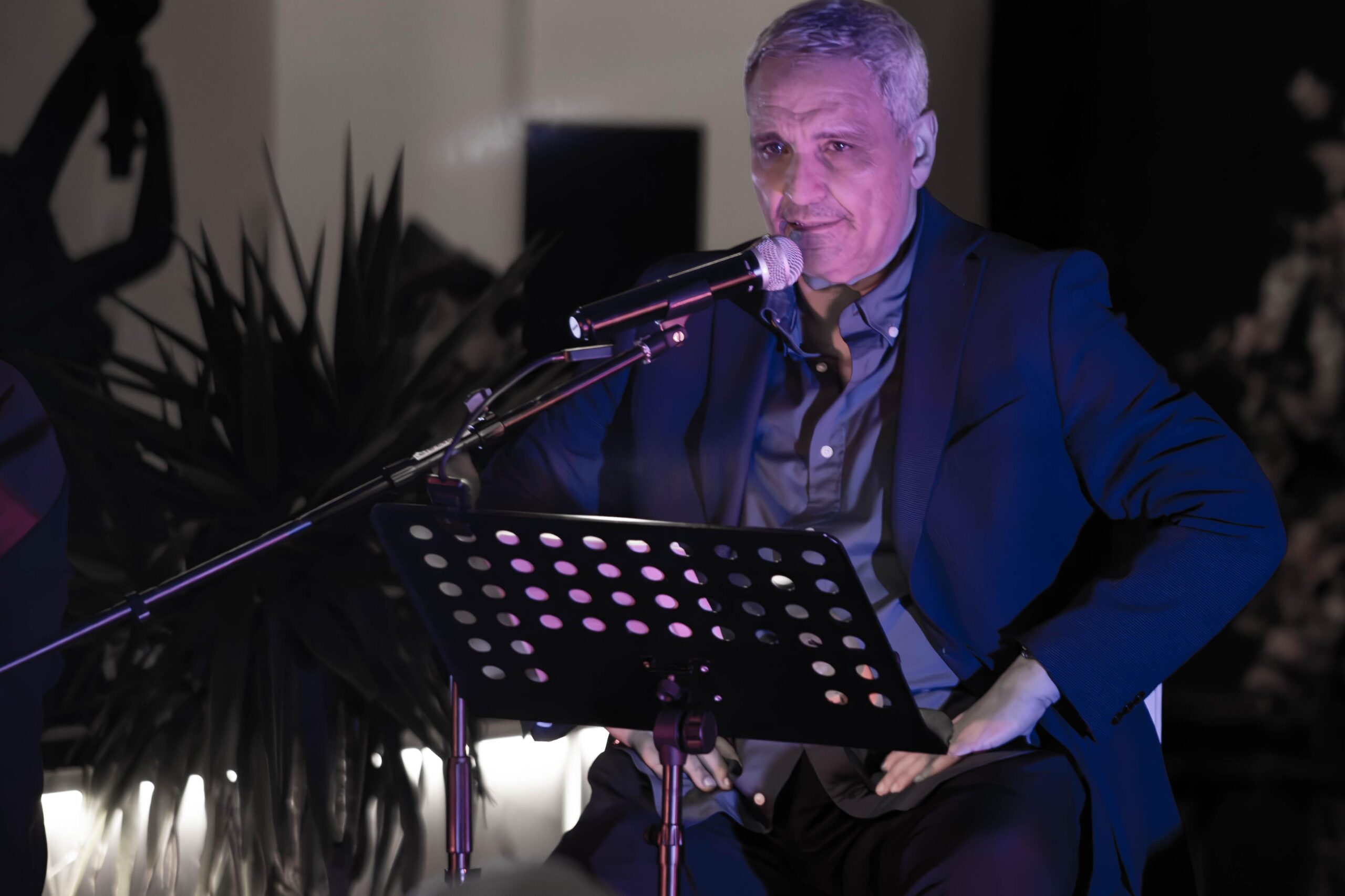 Maurizio De Giovanni chiude Il Festival del Giallo. 130 scrittori a Napoli per la quarta edizione